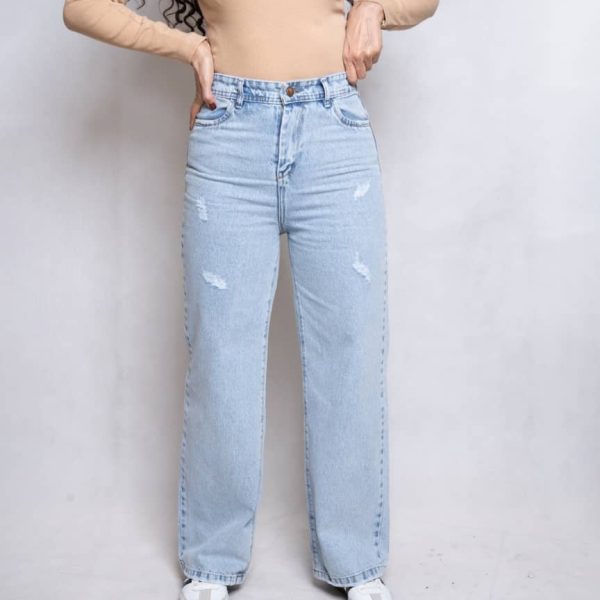 شلوار جین نیم بگ آبی روشن