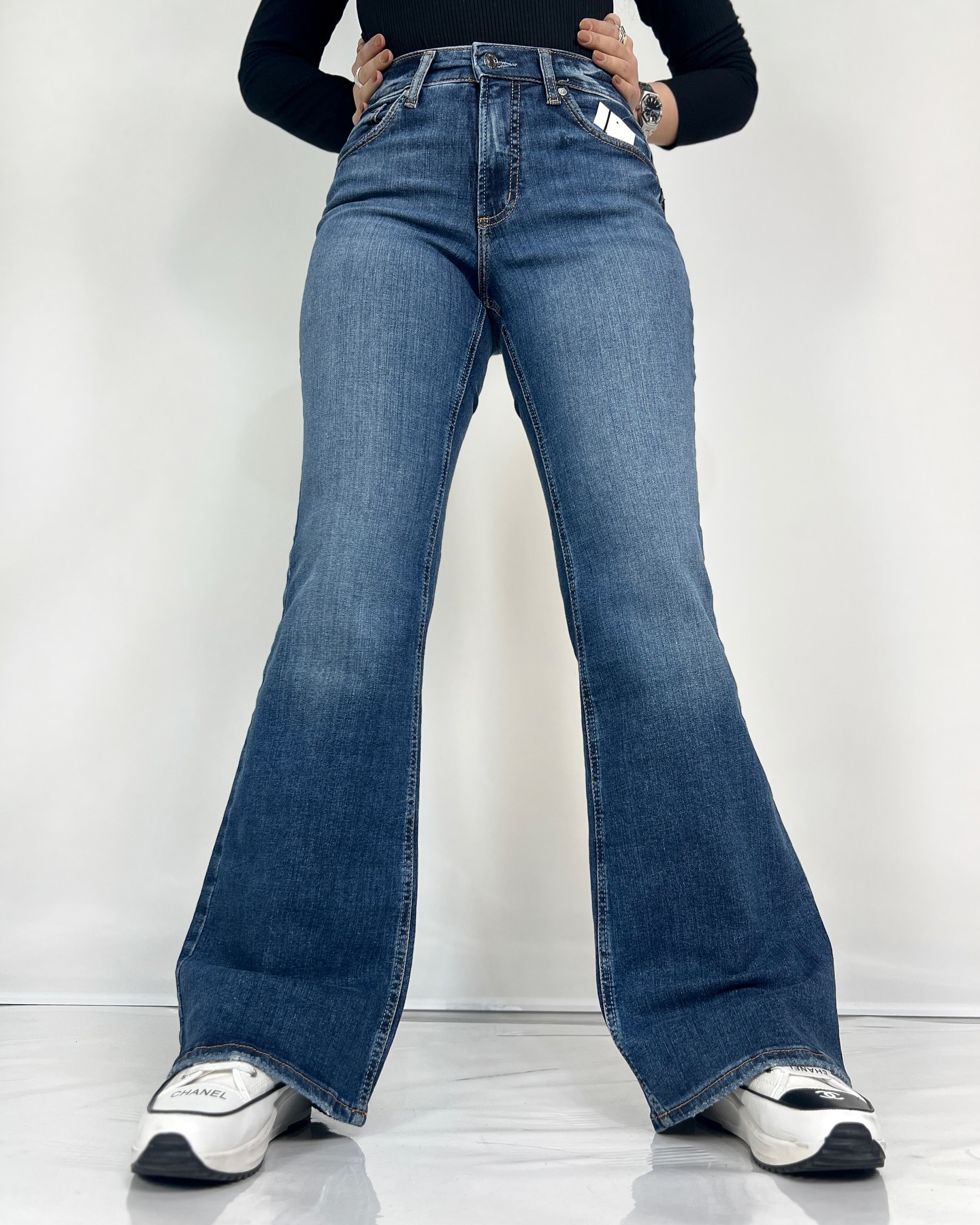 2 شلوار جین زنانه کشی مدل بوت کات سایز بزرگ - Image 1