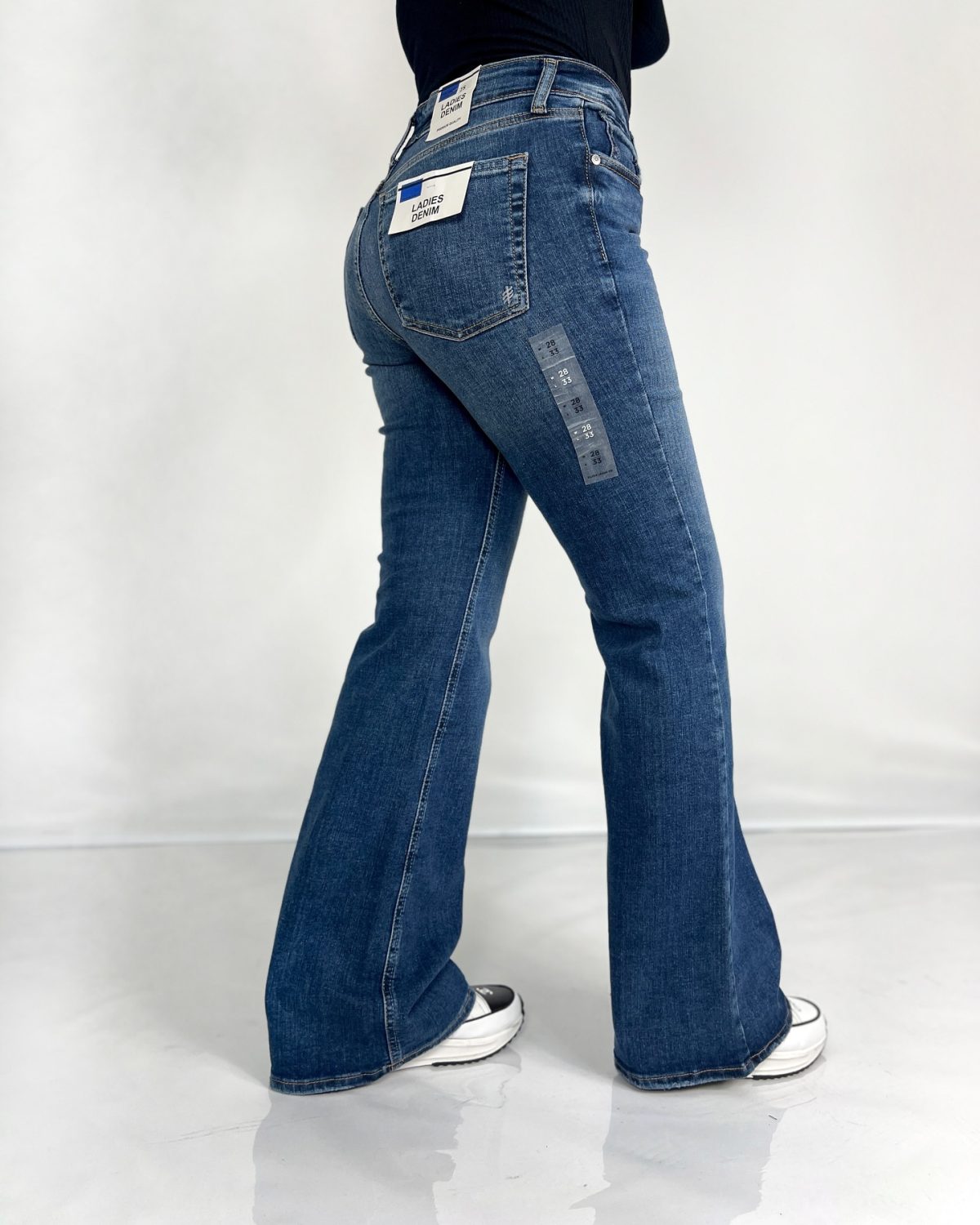 شلوار جین زنانه کشی مدل بوت کات سایز بزرگ - Image 3