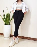 شلوار جین زنانه پارچه ای کرپ مدل مام فیت رنگ مشکی - Image 2