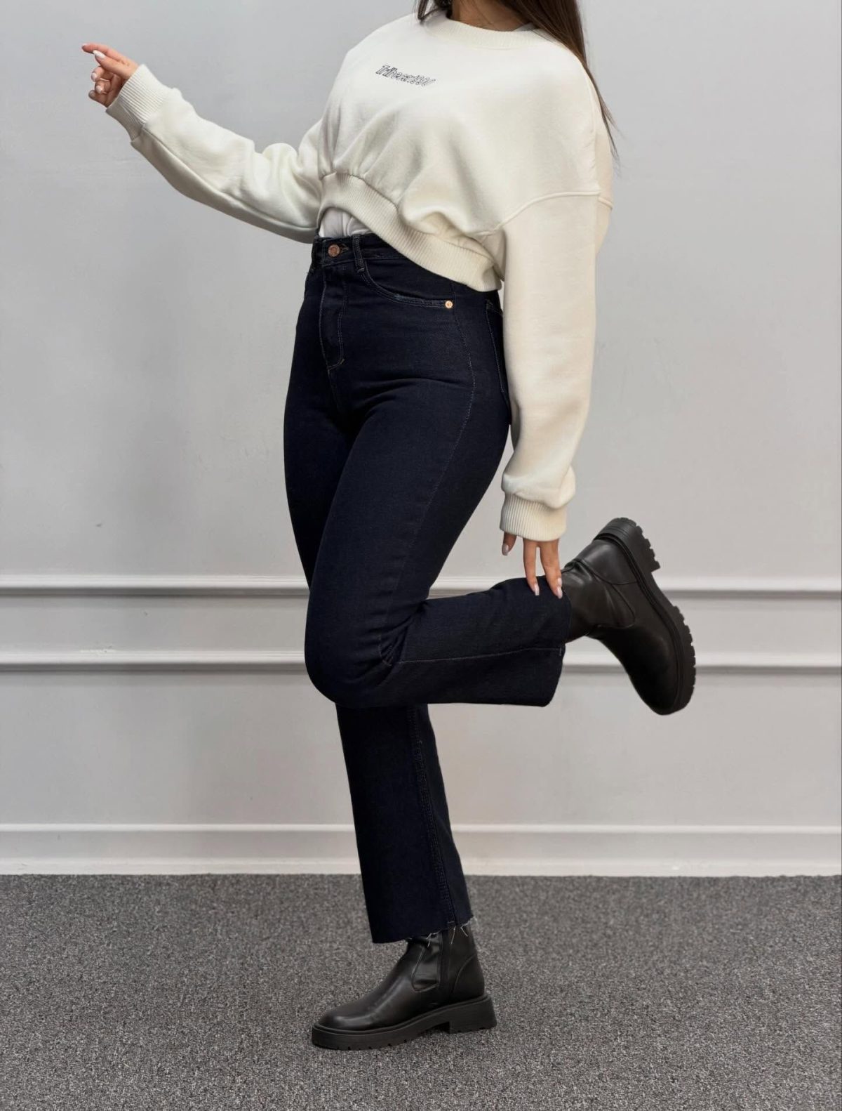 شلوار جین راسته استریت فیت زنانه کشی سرمه ای - Image 3