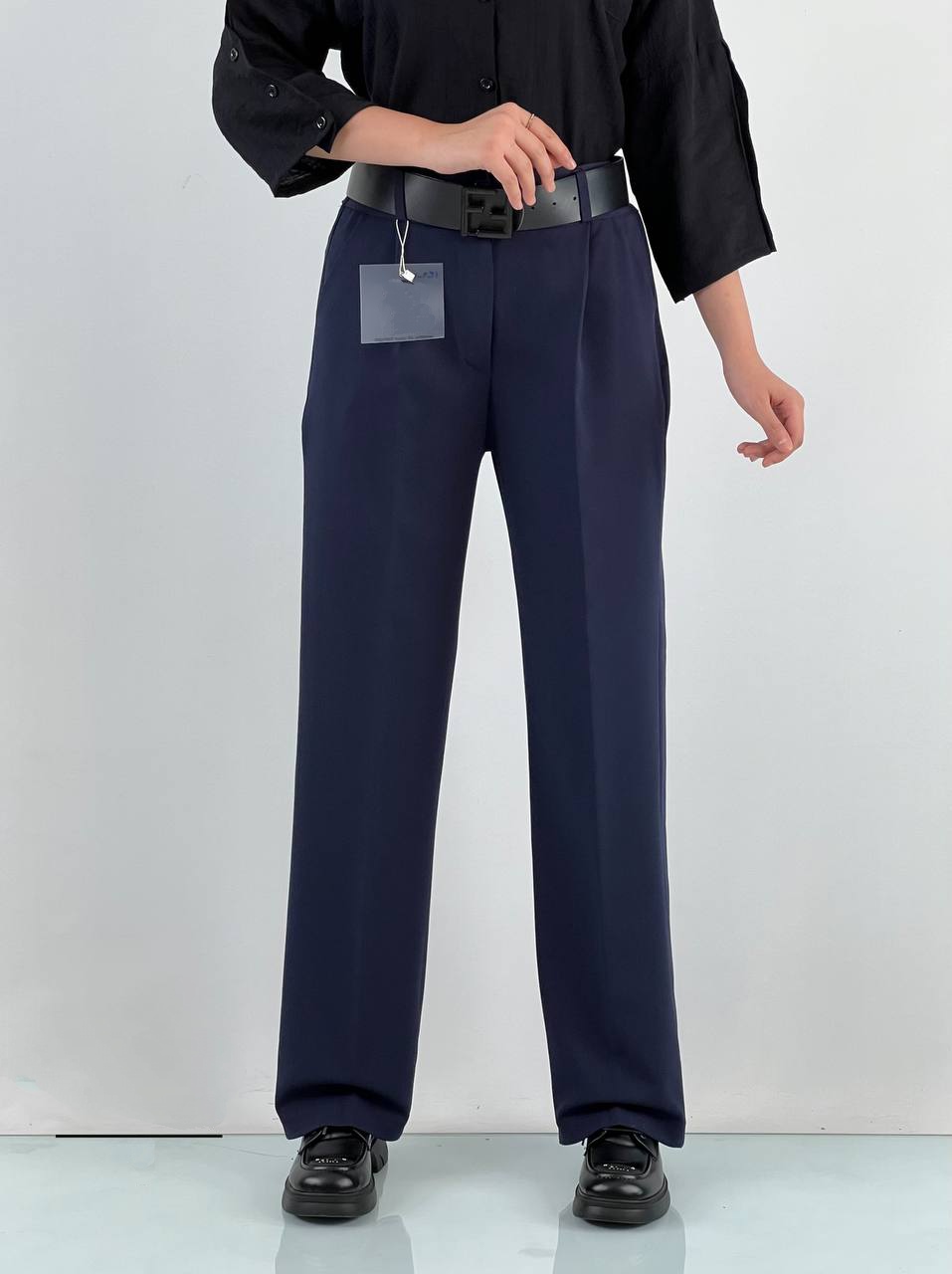 IMG_20250507_154202 شلوار پارچه ای واید زنانه رنگ سرمه ای و مشکی و کرم و نسکافه ای تا سایز بزرگ - Image 1